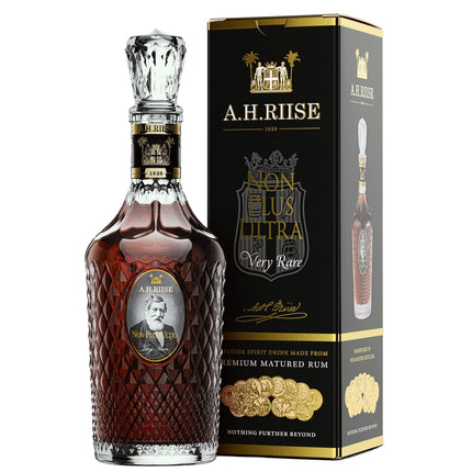 A.H. Riise Non Plus Ultra (70 cl.)-Mr. Booze.dk