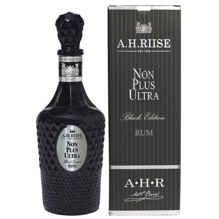 A.H. Riise Non Plus Ultra Black Edt. (70 cl.)-Mr. Booze.dk