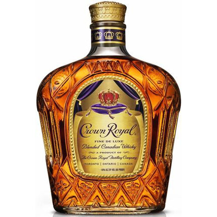 Crown Royal Blended Canadian Whisky (70 cl.)-Mr. Booze.dk