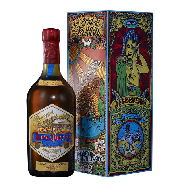 José Cuervo Tequila Reserva de La Familia (70 cl.)-Mr. Booze.dk